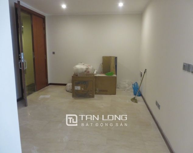 Cho thuê chung cư 154m2 tòa L2 Ciputra, quận Tây Hồ