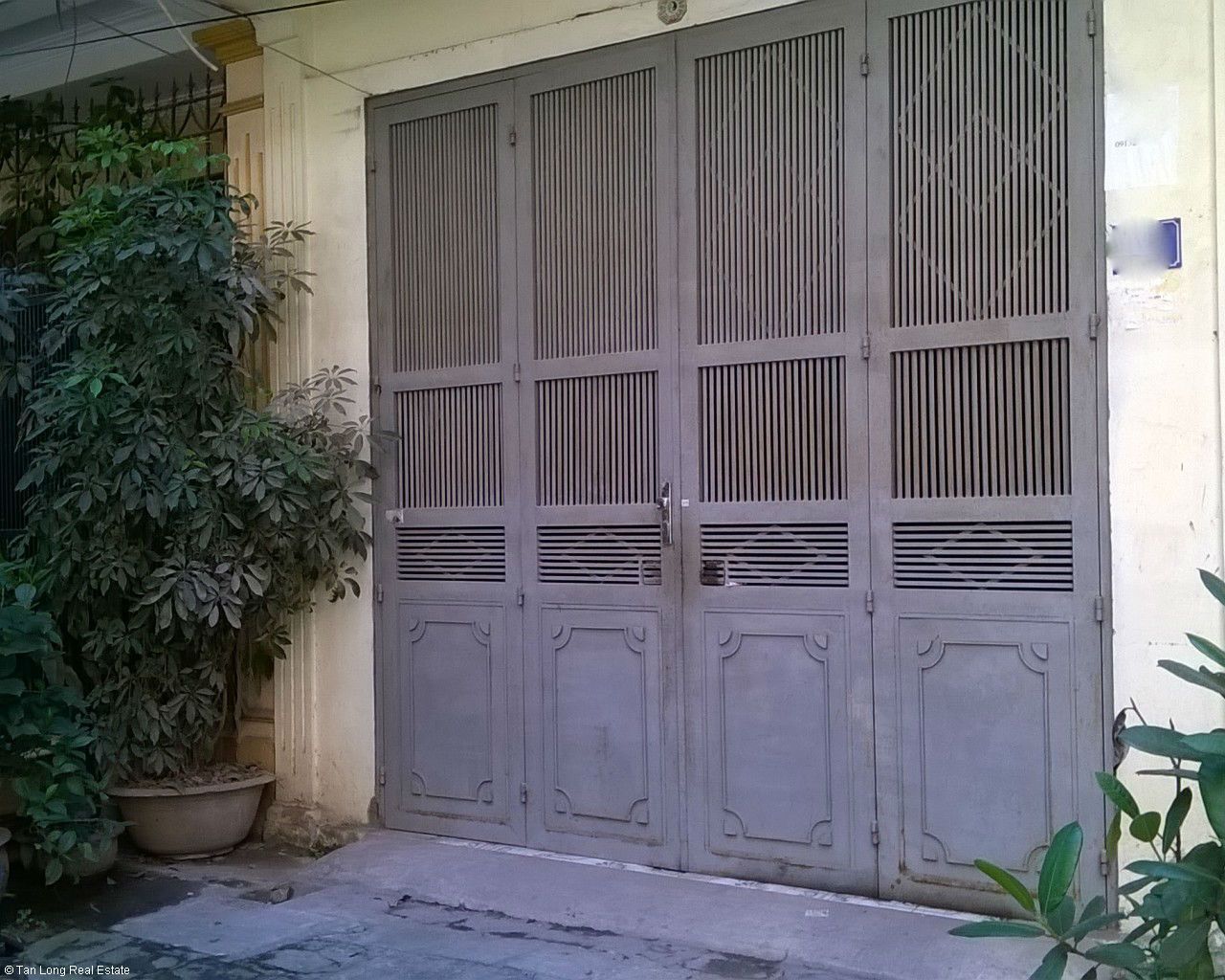 Cho thuê gấp nhà 40m2, 6 phòng ngủ tại phố Lạc Trung, quận Hai Bà Trưng