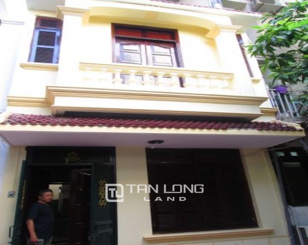 Cho thuê gấp nhà riêng 3 tầng ở Trần Quốc Toản