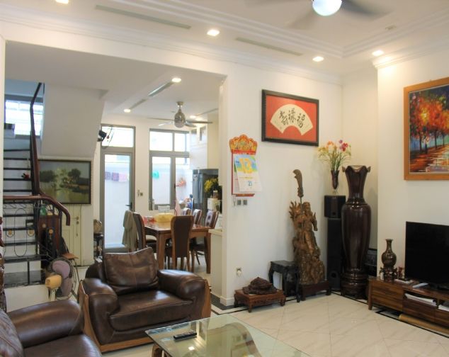 Cho thuê liền kề 4 phòng ngủ hoàn thiện đẹp tại Vinhomes Riverside - The Harmony