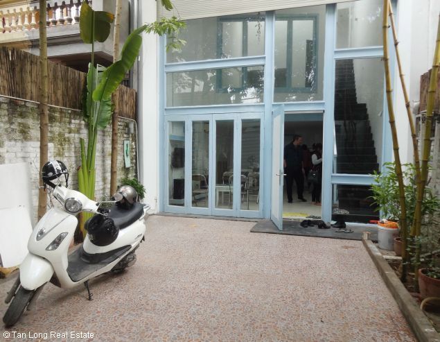 Cho thuê nhà 110m2 tại Âu Cơ, quận Tây Hồ