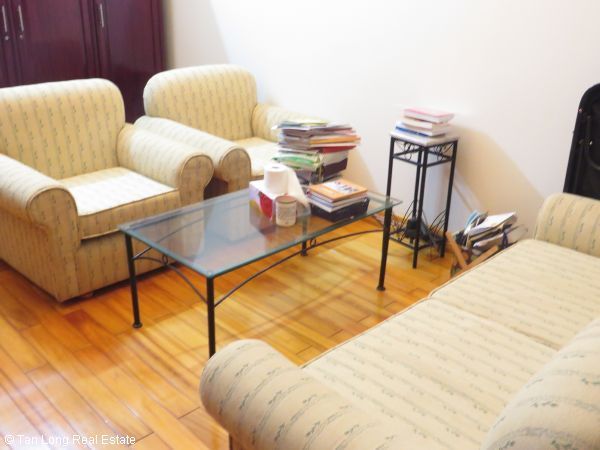 Cho thuê nhà 3.5 tầng tại phố Giang Văn Minh, quận Ba Đình, Hà Nội