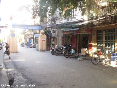 Cho thuê nhà 5 tầng tại Cảm Hội, quận Hai Bà Trưng
