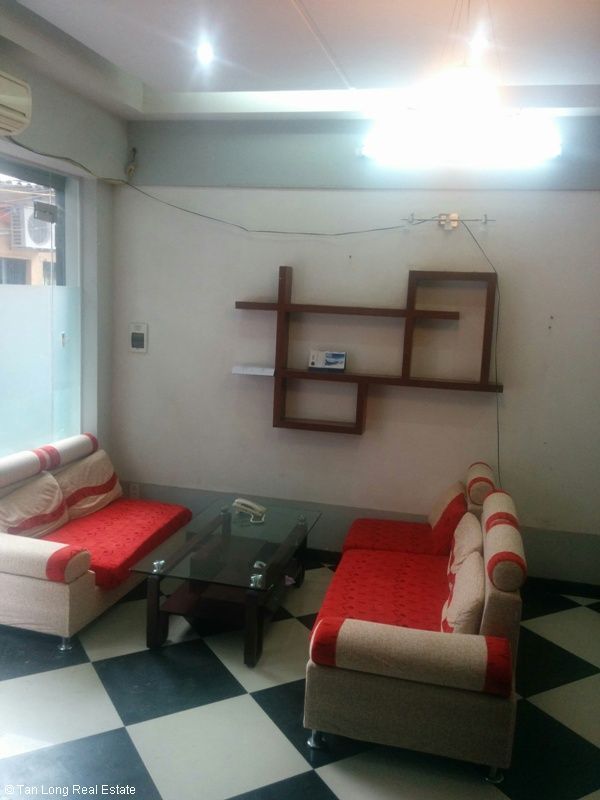 Cho thuê nhà 5 tầng tại Hoàng Ngân, quận Cầu Giấy