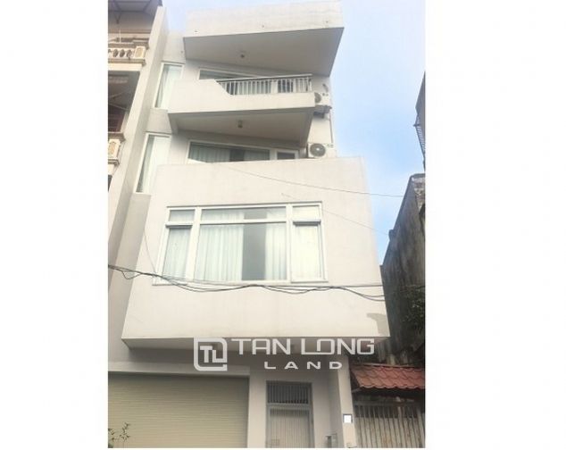 Cho thuê nhà 80m2/4 tầng mặt Hồ Tây ở Đặng Thai Mai, quận Tây Hồ, giá hợp lý