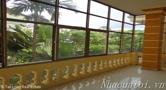 Cho thuê nhà có sân vườn đẹp tại Tây Hồ Hà Nội