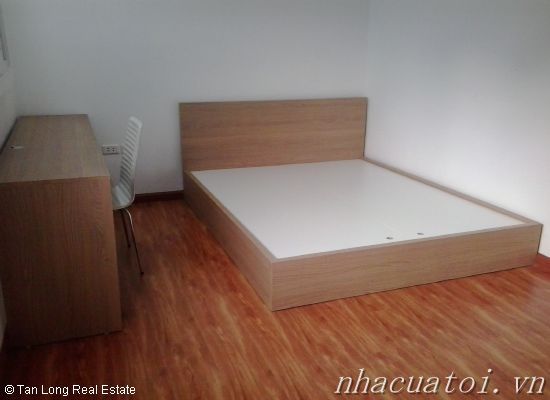 Cho thuê nhà đẹp 3 phòng ngủ phố Hàng Cót, Hoàn Kiếm