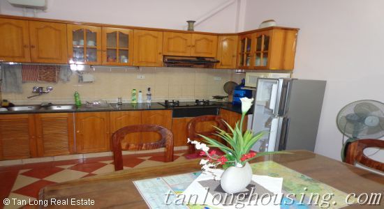 Cho thuê nhà đẹp 4 phòng ngủ phố Hàng Chuối quận Hai Bà Trưng, Hà Nội