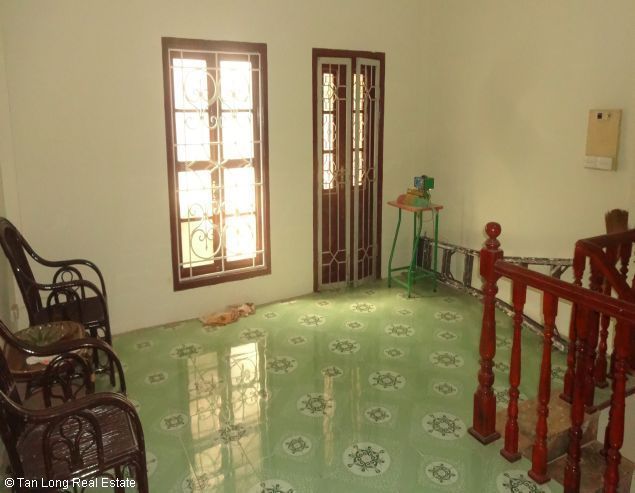 Cho thuê nhà hoặc làm văn phòng Đường ven Hồ Xuân La, Tây Hồ, Hà Nội.