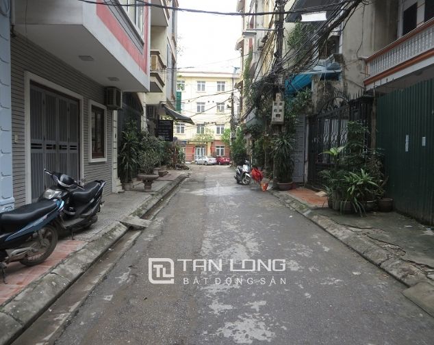 Cho thuê nhà làm văn phòng 85m2, 4 tầng tại Quần Ngựa, quận Ba Đình