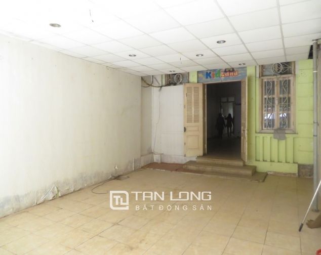 Cho thuê nhà mặt phố 3 tầng tại Sơn Tây, quận Ba Đình