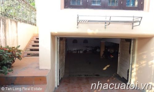 Cho thuê nhà ở Lạc Long Quân, Tây Hồ, Hà Nội
