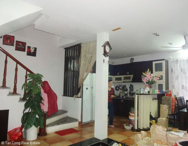 Cho thuê nhà riêng 60 m2 tại đường Âu Cơ, quận Tây Hồ, Hà Nội