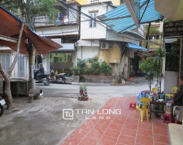Cho thuê nhà riêng chính chủ tại Núi Trúc, Ba Đình, diện tích 40m2 x 3 tầng