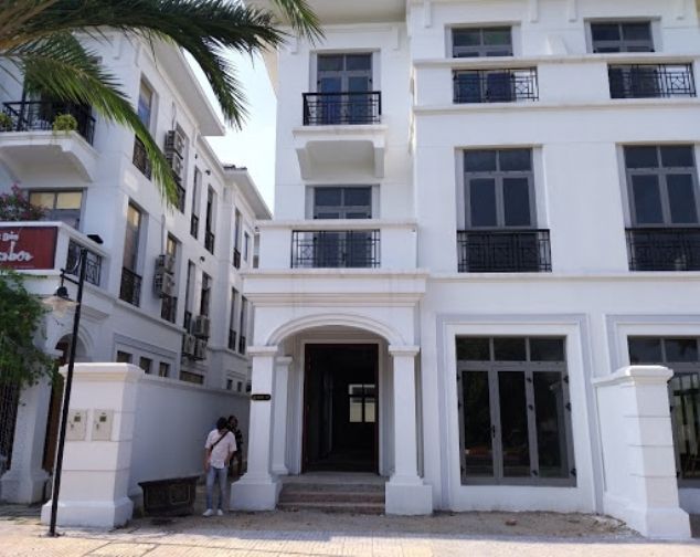CHO THUÊ SHOPHOUSE HƯỚNG DƯƠNG - VINHOMES RIVERSIDE LONG BIÊN