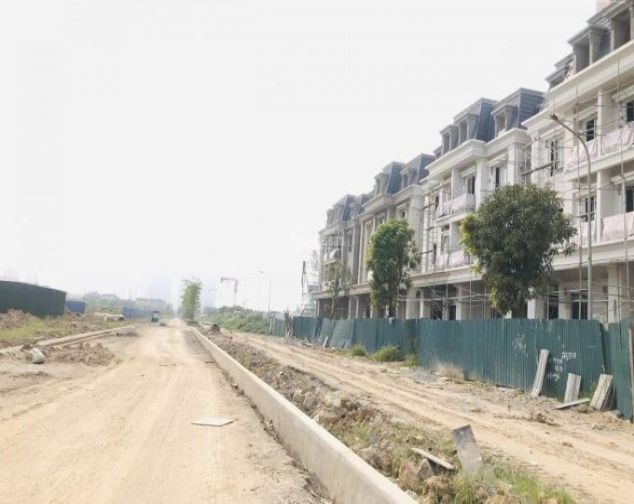 CHO THUÊ SHOPHOUSE SUNSHINE RIVERSIDE SUẤT NGOẠI GIAO, DT 180M2