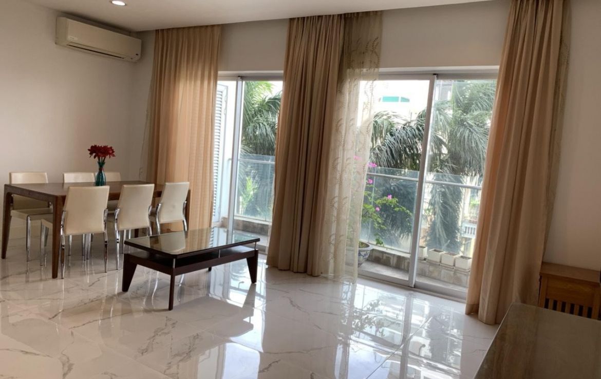 Bán căn hộ giá tốt Golden Westlake, 2 ngủ, 2 vệ sinh, 1 kho để đồ, đủ đồ.
