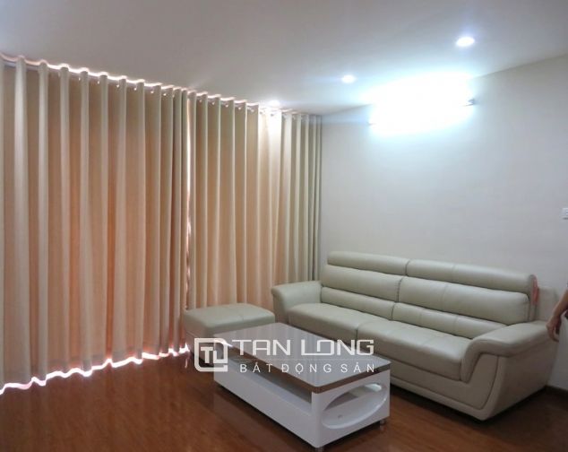 Chung cư 128m2 cho thuê tại N04 Hoàng Đạo Thúy, quận Cầu Giấy