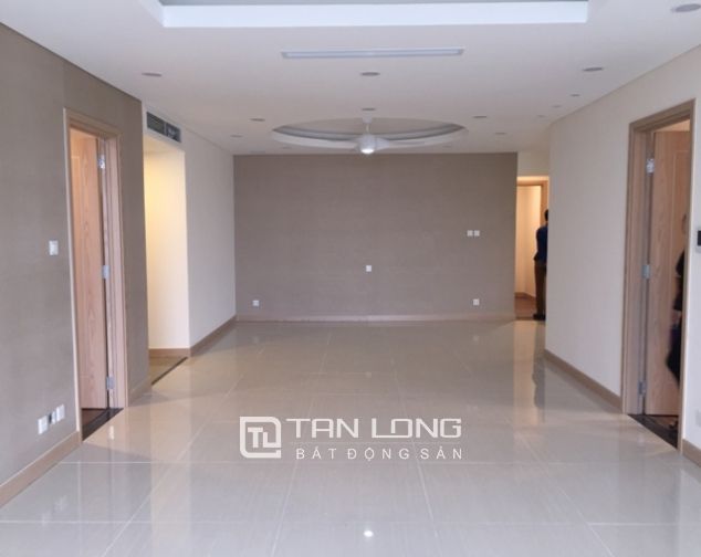 Chung cư 161m2, 4 phòng ngủ cho thuê tại Thăng Long Number One