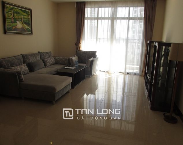 Chung cư 172m2 tòa R3 Vinhomes Royal City, quận Thanh Xuân cho thuê