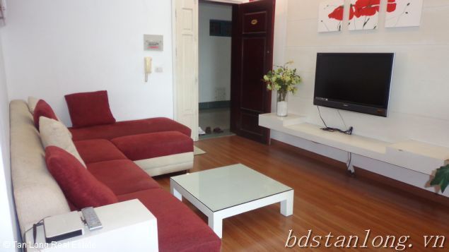 Chung cư 671 Hoàng Hoa Thám quận Ba Đình cho thuê