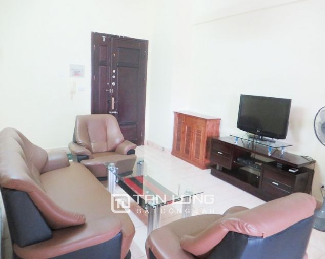 Chung cư cao cấp 2 phòng ngủ đủ đồ cho thuê tại 671 Hoàng Hoa Thám, Ba Đình