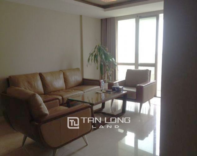 Chung cư Ciputra tòa P2 bán căn hộ tầng cao, quận Tây Hồ.