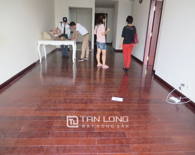 Chung cư tòa R1 Vinhomes Royal City 109m2 quận Thanh Xuân cho thuê
