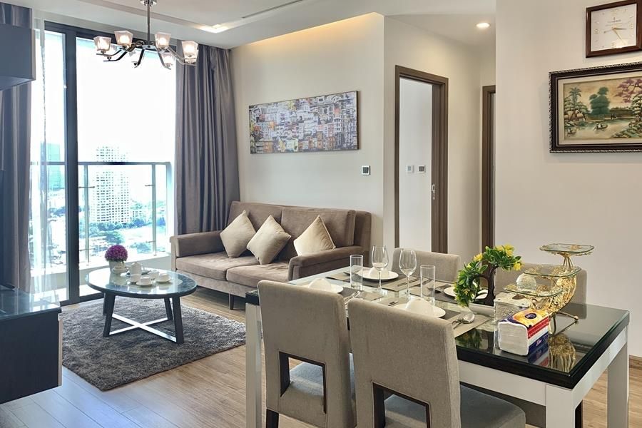 Bán căn hộ 2 phòng ngủ tòa M2 Vinhomes Metropolis - DT: 80m2 - Nội thất hoàn thiện đẹp
