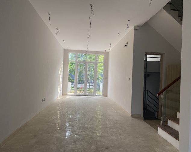 Chuyển nhượng biệt thự K2 Ciputra, Rộng 140m2, hướng Nam