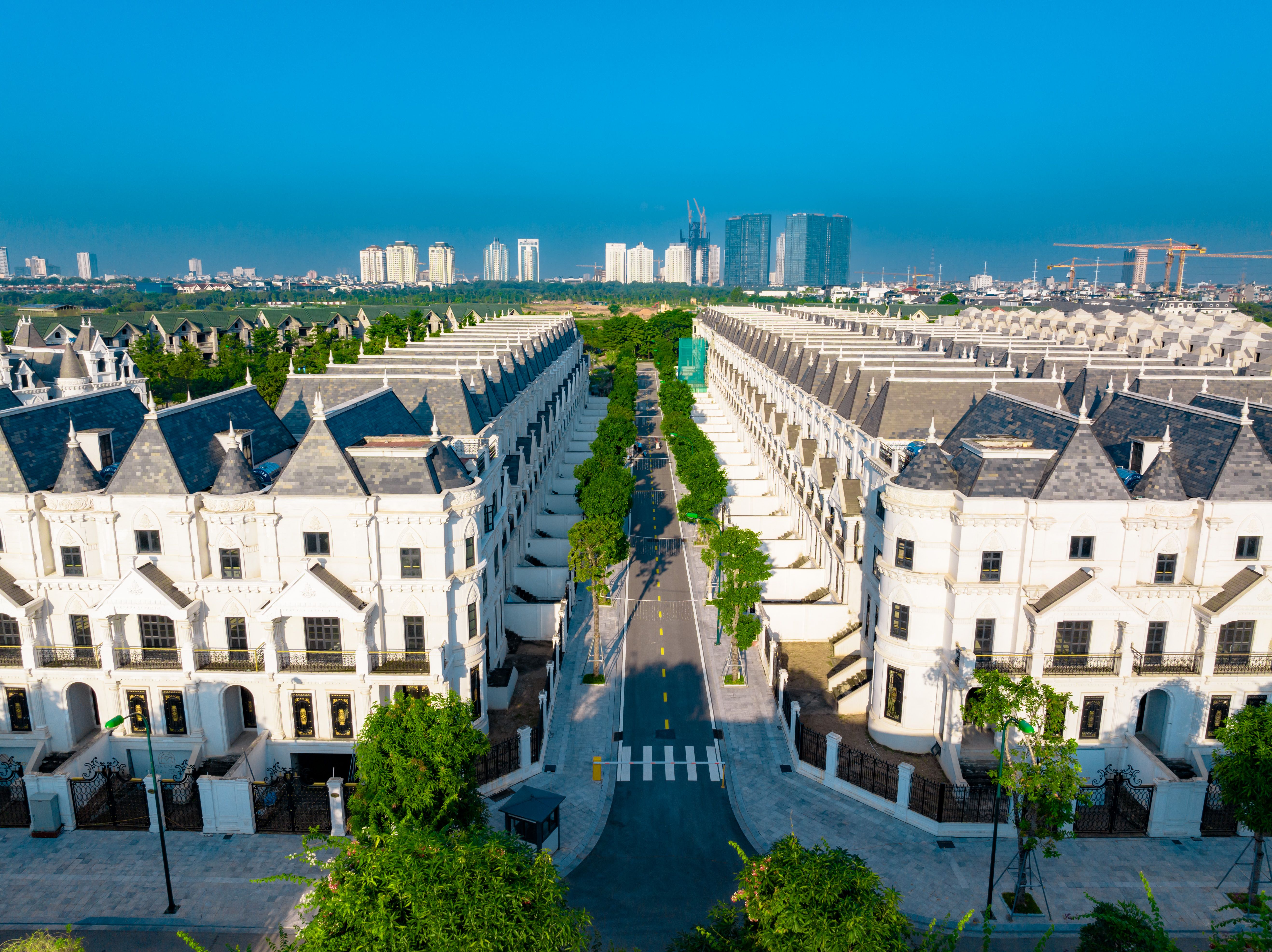 Bán nhà liền kề Kita Capital Ciputra hướng Đông Bắc, thiết kế sang trọng hiện đại