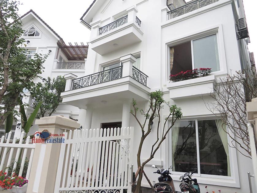Biệt thự Phong Lan 494m2, nằm tại vị trí đắc địa của Vinhomes Riverside