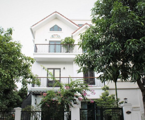 Cơ hội sở hữu biệt thự Vinhomes Riverside 300m2, vị trí trung tâm, kiến trúc Pháp