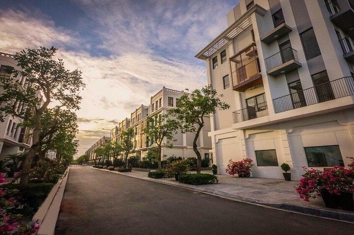 Cho thuê 120m2 (7,5x16m) nhà biệt thự liền kề Eurowindow Đông Trù, Đông Hội