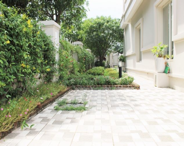 Biệt thự căn góc, 4 ngủ, full nội thất cho thuê chỉ với 2500$/1 tháng tại Vinhomes Riverside