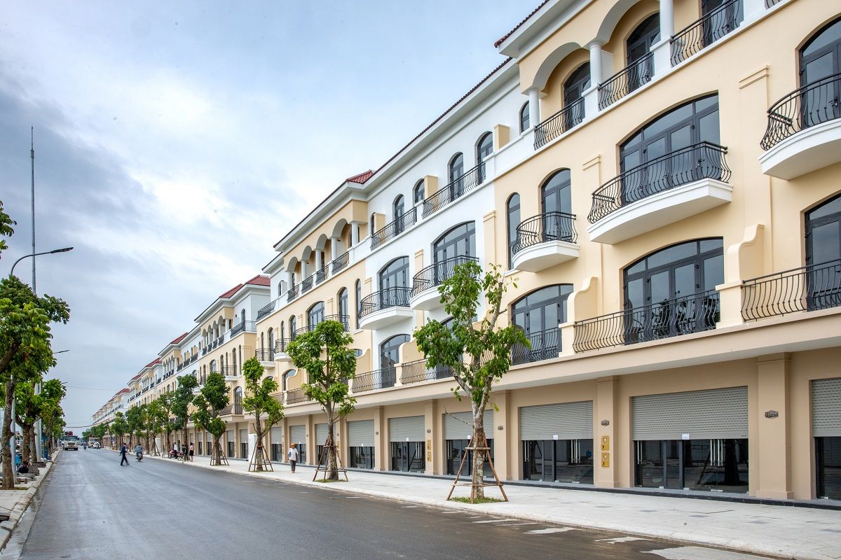 Cho thuê shophouse Đảo Ngọc Vinhomes Ocean Park 3 trên mặt đường Bốn Mùa giá tốt