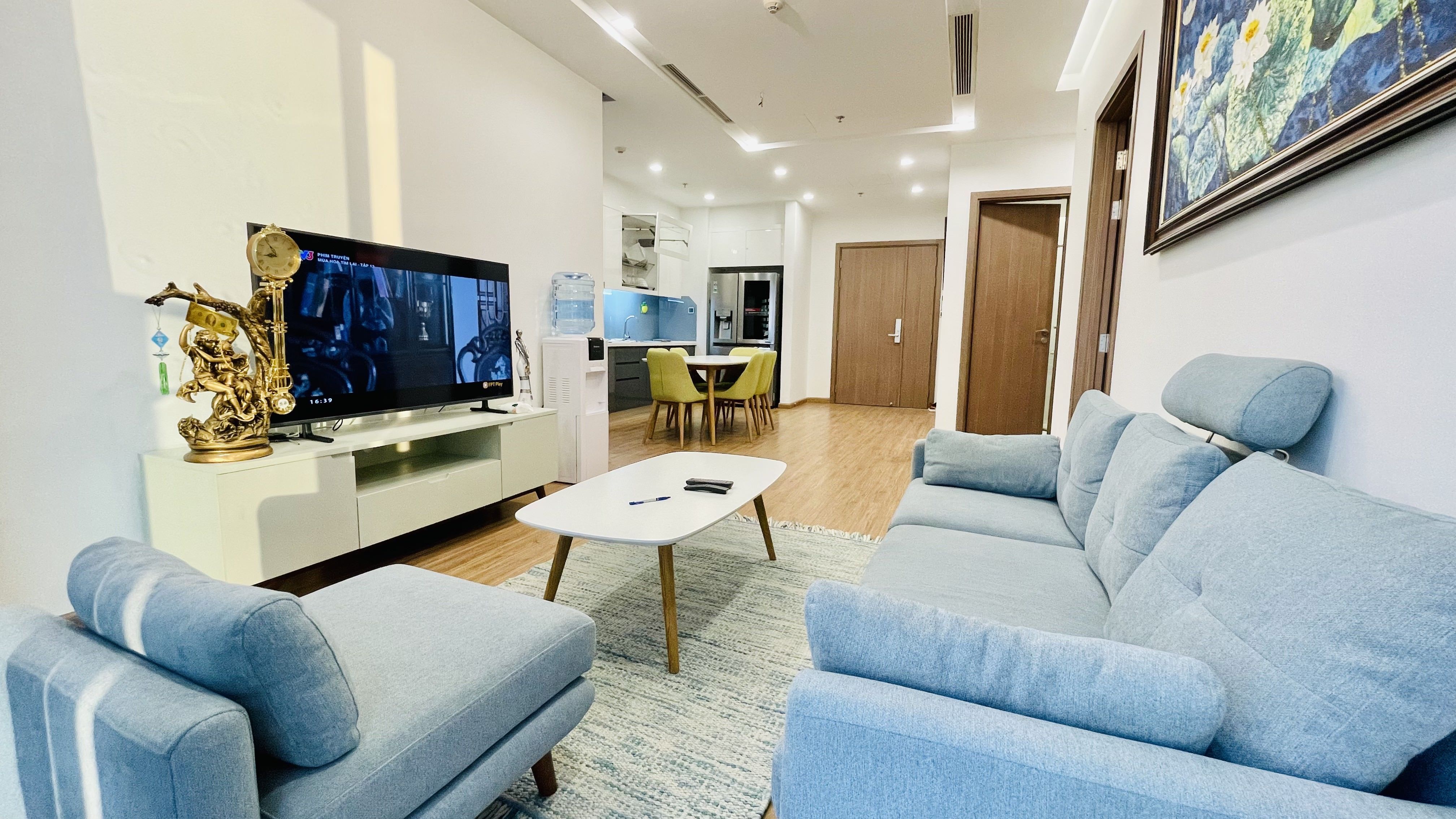 Cho thuê căn hộ chung cư 2 ngủ toà M1 tại Vinhomes Metropolis, full nội thất