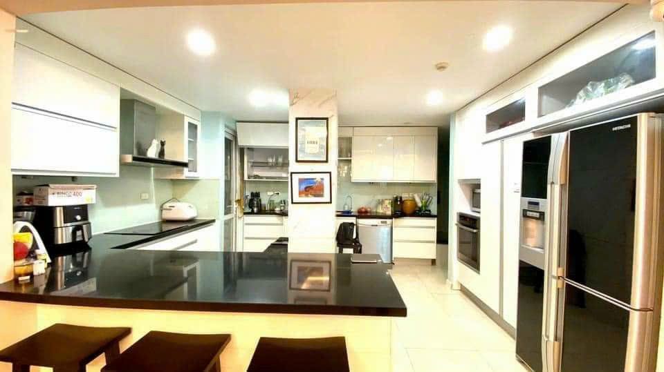 Bán nhanh căn hộ cao cấp Hồ Tây, 03 ngủ, 02 vệ sinh, dt 128m2, view hồ