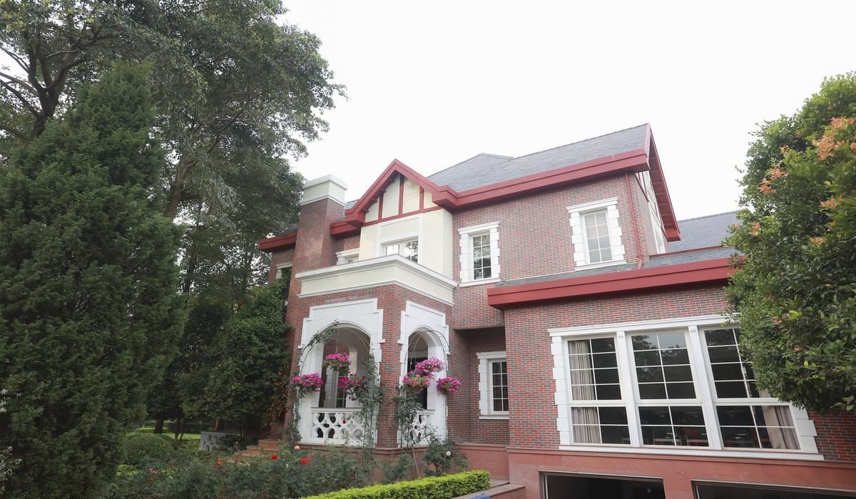 Mua biệt thự song lập hướng Nam hoàn thiện mặt ngoài, xây thô bên trong Rose Valley Mê Linh