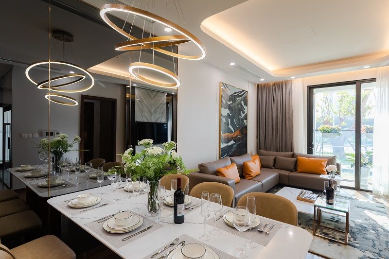 Bán gấp chung cư 3 phòng ngủ Vinhomes Times City Minh Khai tầng trung view trường học