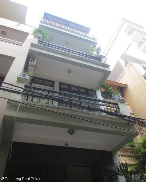 Nhà 3.5 tầng cho thuê tại Văn Cao, quận Ba Đình, Hà Nội