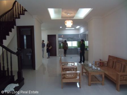 Nhà 4 phòng ngủ cho thuê tại Splendora, Bắc An Khánh, huyện Hoài Đức