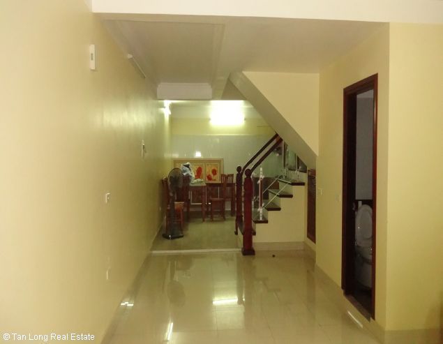 Nhà 5 tầng cho thuê tại làng Nghi Tàm, quận Tây Hồ