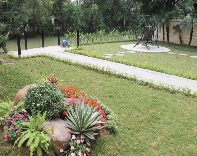 Nhà biệt thự sân vườn mới hoàn thiện, diện tích 380m2 x 3 tầng giá ưu đãi - Vinhomes Riverside