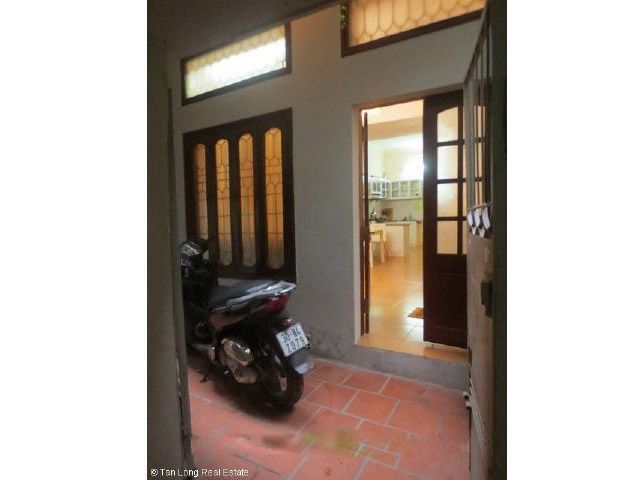 Nhà cho thuê 2 phòng ngủ tại phố Khâm Thiên, quận Đống Đa