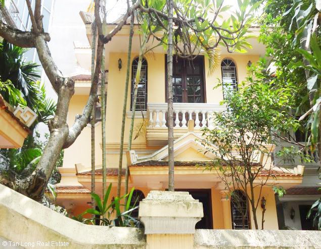 Nhà đẹp cho thuê tại làng Nghi Tàm, quận Tây Hồ