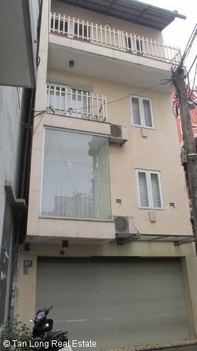 Nhà đẹp và hiện đại đầy đủ tiện nghi view nhìn cầu Long Biên, Hà Nội cho thuê