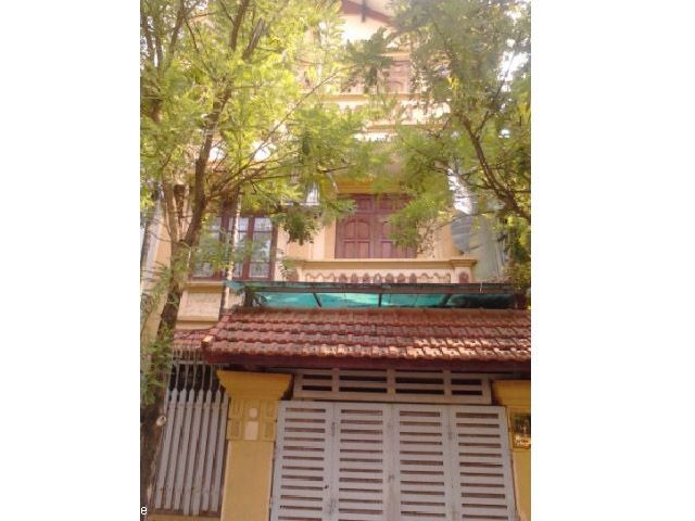 Nhà liền kề 3 tầng khu Liên Cơ, Nam Từ Liêm cho thuê.