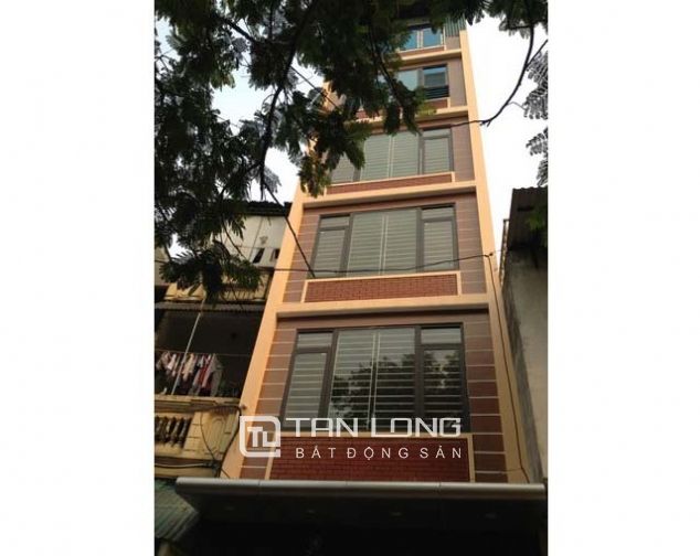 Nhà mới xây 5 tầng cho thuê tại Núi Trúc, quận Ba Đình