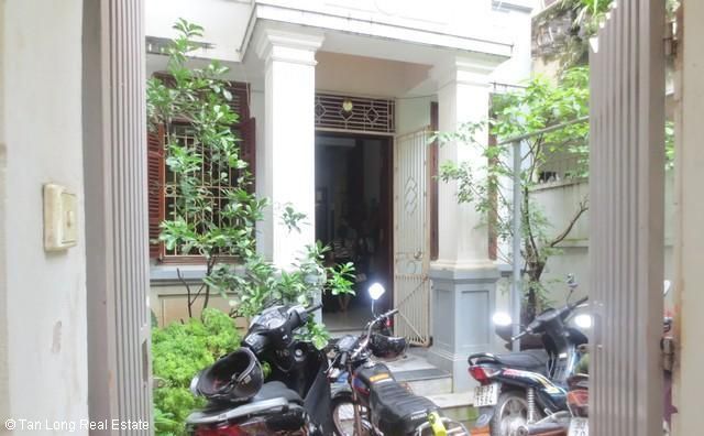 Nhà nội thất đầy đủ, 3 phòng ngủ cho thuê đường Hoàng Hoa Thám, Ba Đình